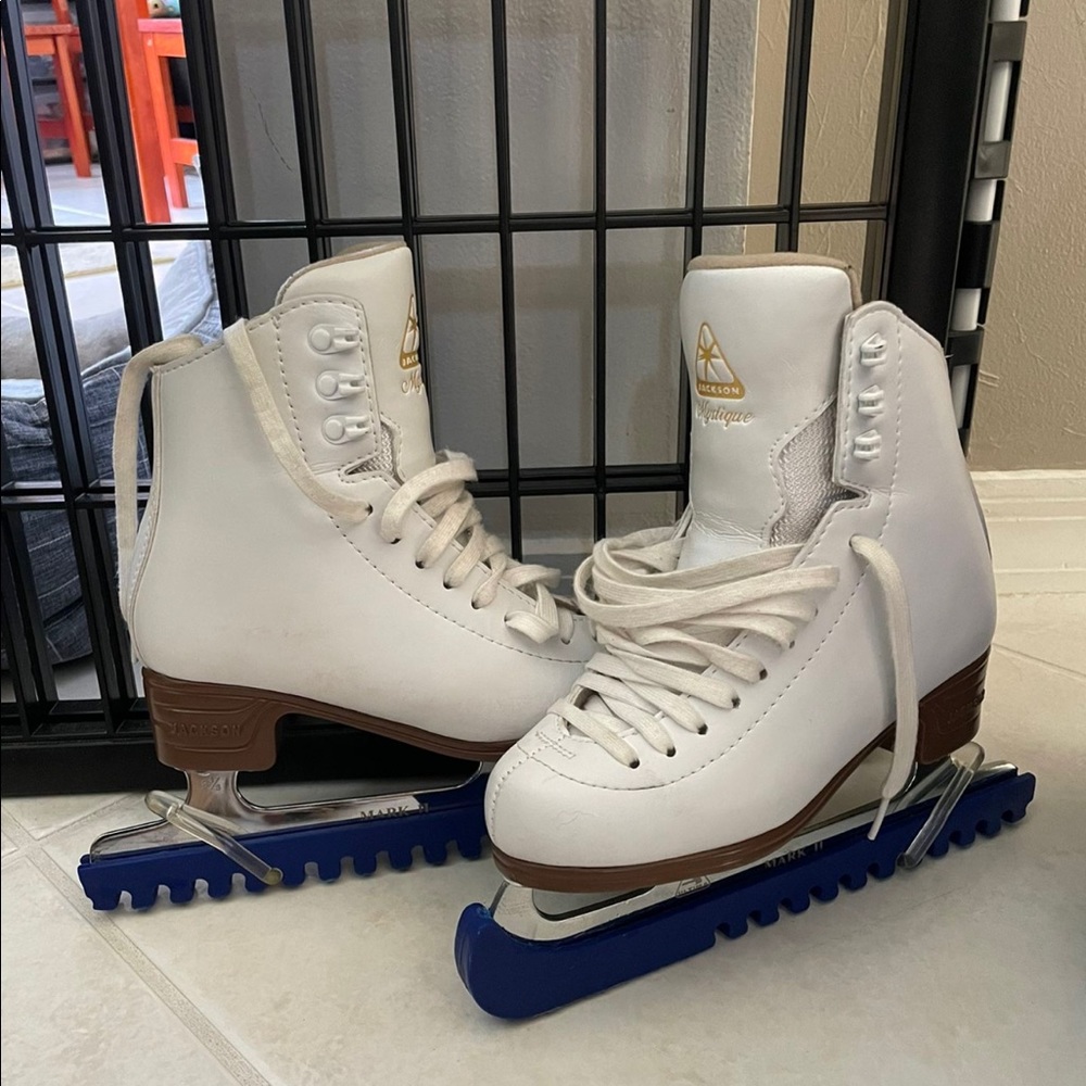 Ice skates